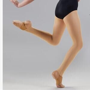 Balera Slip on Jazz Dance Shoes in Caramel size 6.5 Adult Medium